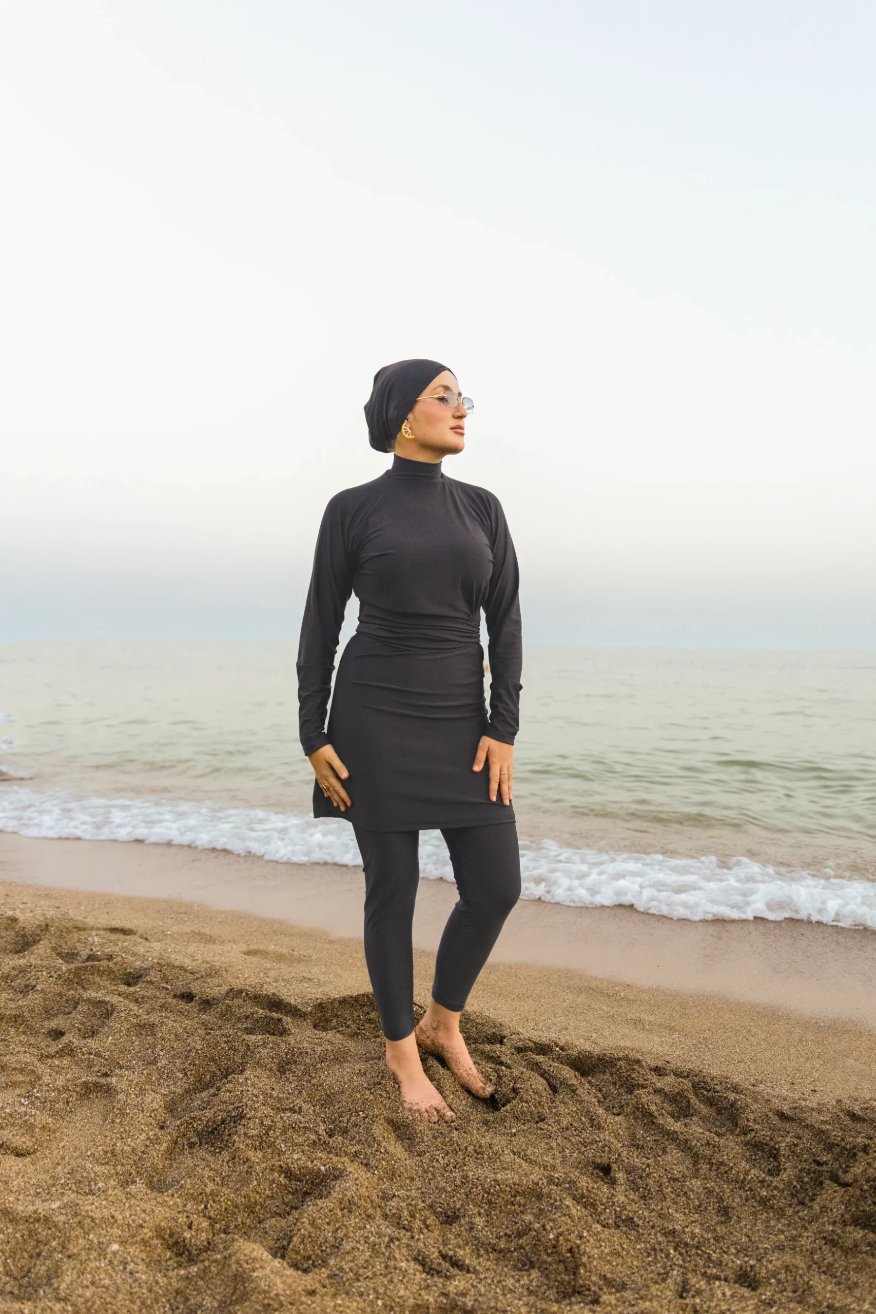 burkini-gris-base-1.webp